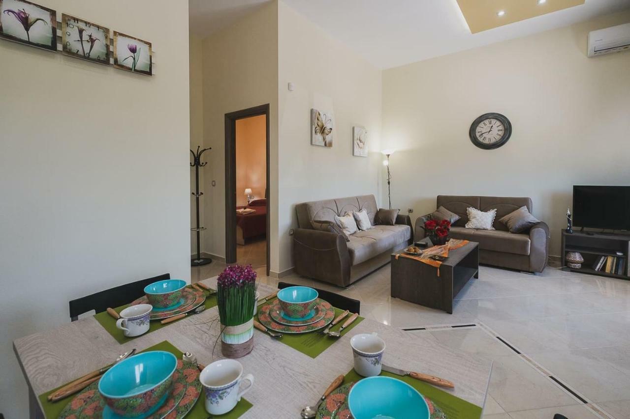 Spacious Home With Parking Chania  Exterior foto