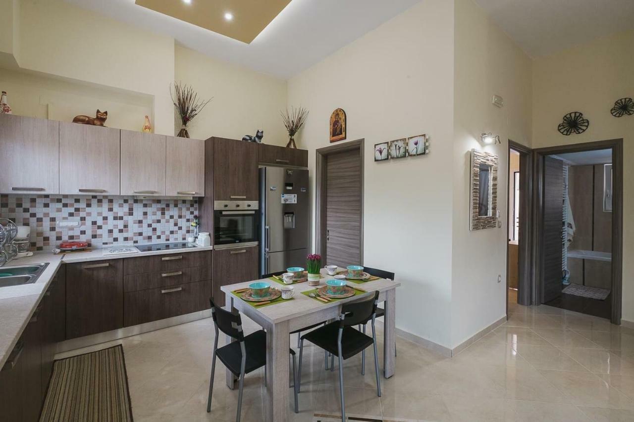 Spacious Home With Parking Chania  Exterior foto