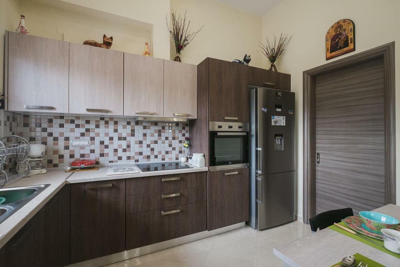 Spacious Home With Parking Chania  Exterior foto