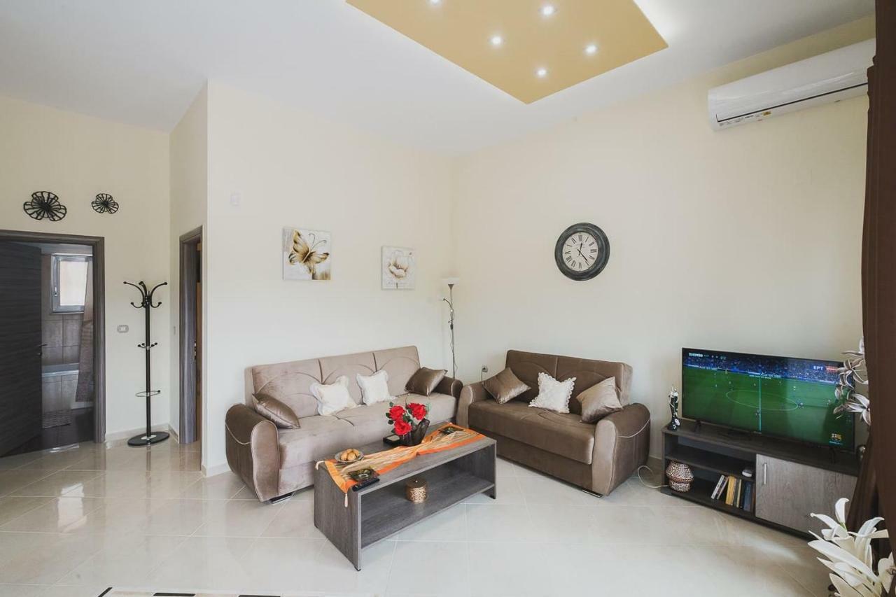 Spacious Home With Parking Chania  Exterior foto